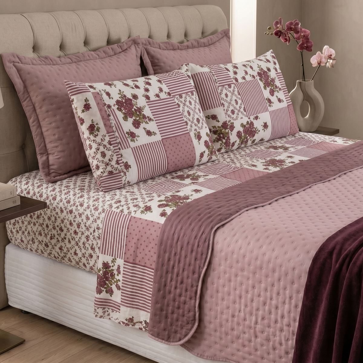 Kit King Cobre Leito + Jogo de Cama Percal 300 Fios Primavera 07 Peças - Patchwork Malva